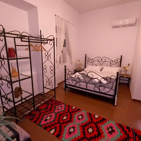Intown Guesthouse Shkoder Exterior photo