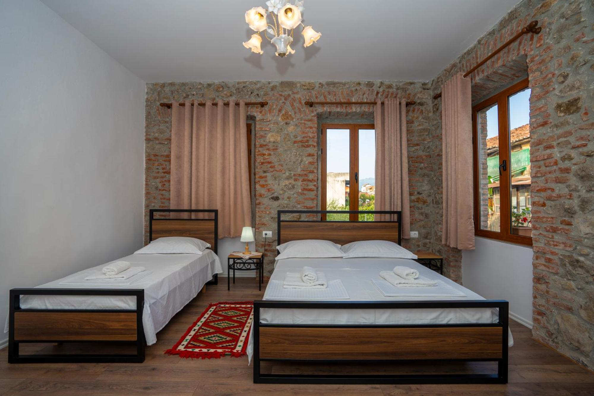 Intown Maison d'hôtes Shkodër